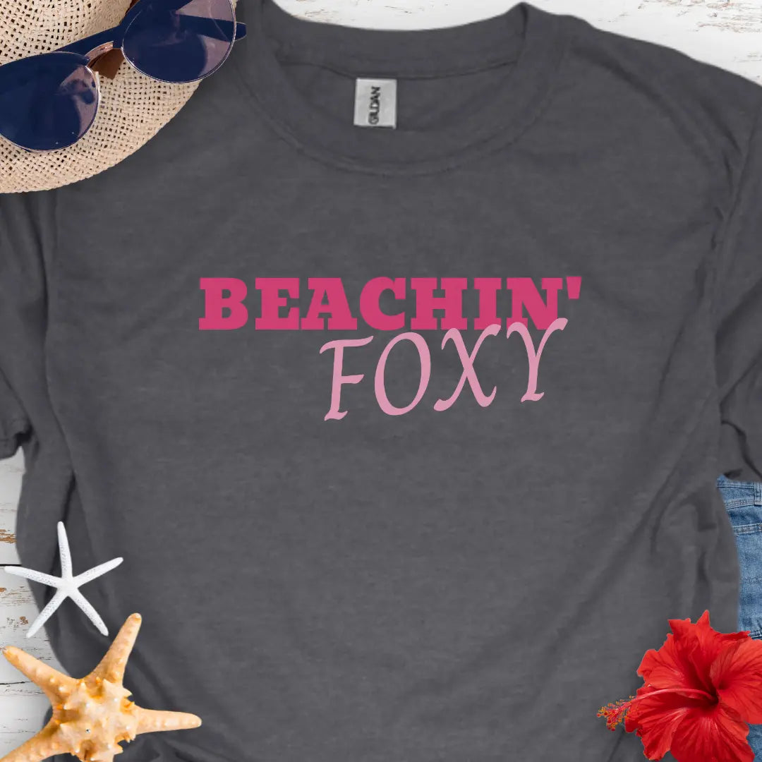 Beachin' Foxy T-Shirt T-Shirt Everythings Beachy