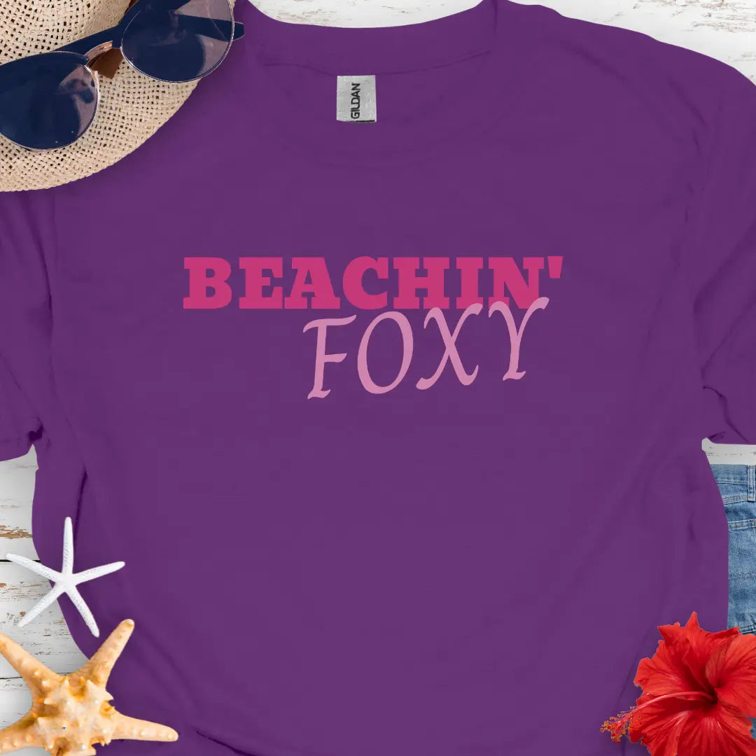 Beachin' Foxy T-Shirt T-Shirt Everythings Beachy