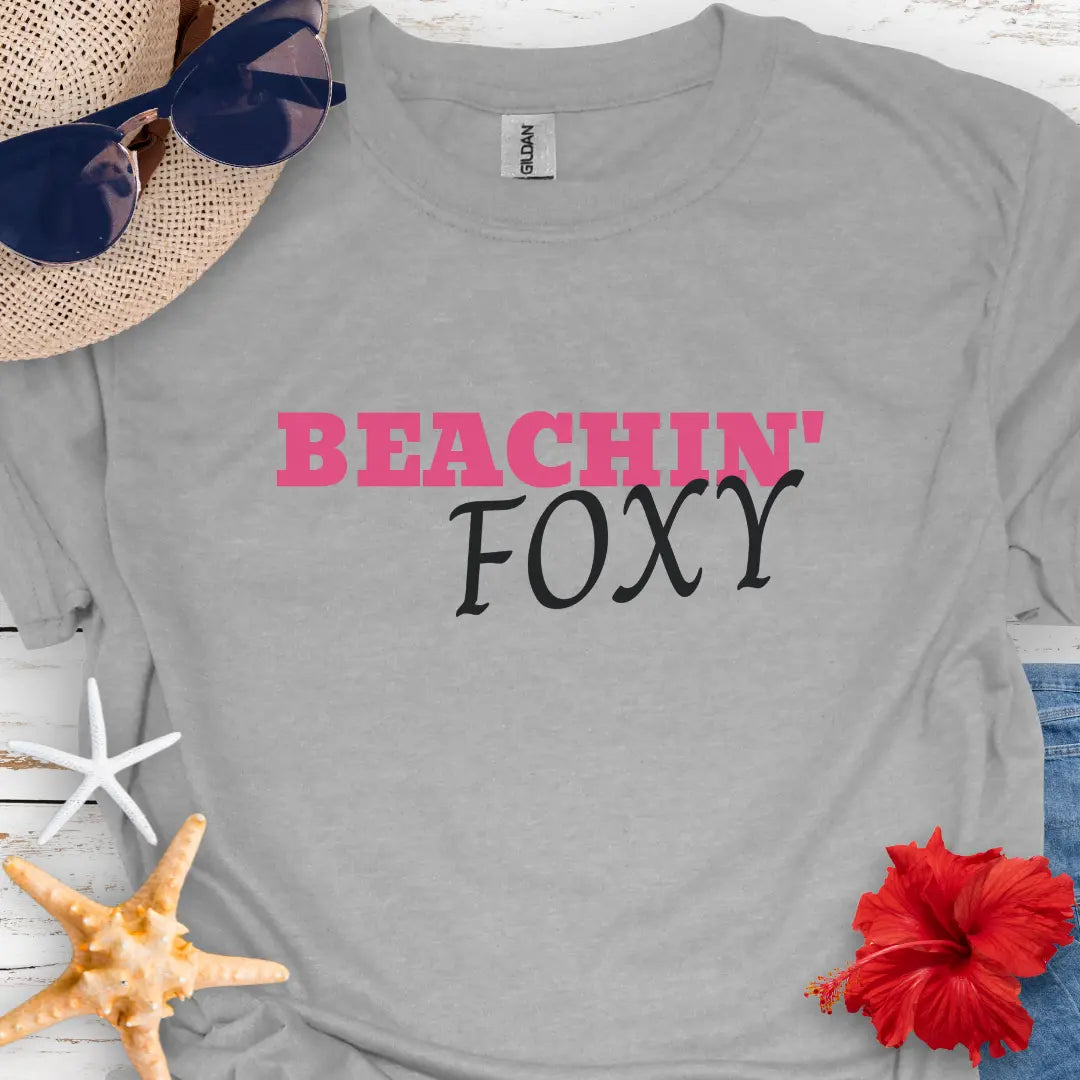 Beachin' Foxy T-Shirt T-Shirt Everythings Beachy