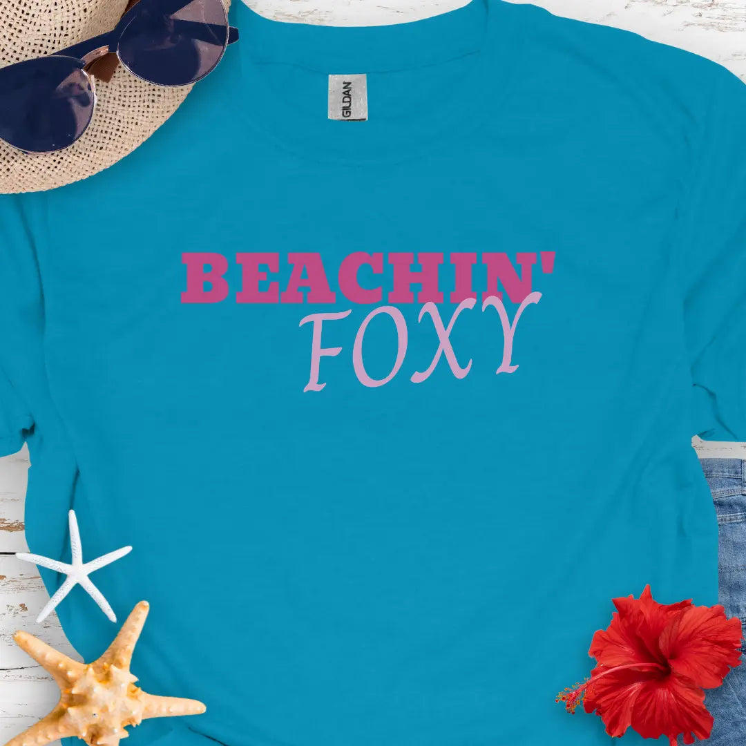 Beachin' Foxy T-Shirt T-Shirt Everythings Beachy