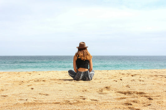 Must-Have-Beach-Accessories-Trending-for-Summer-2024 Everythings Beachy