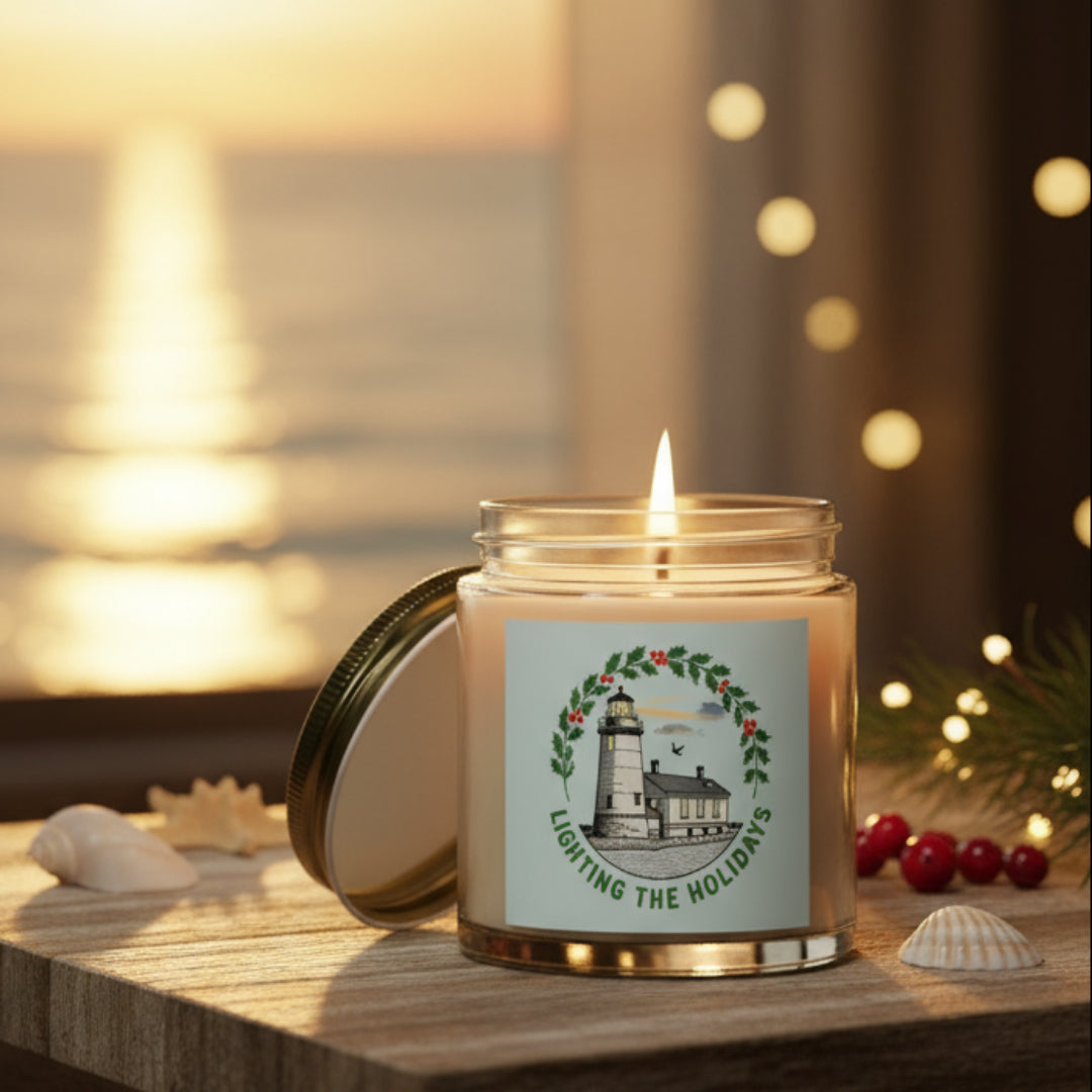 Candle in a glass jar with a decorative label on a dark background