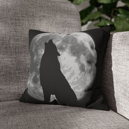 Wolf Howling at the Moon Pillow Case