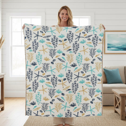 50x60 White velveteen blanket with seashells, underwater plants, starfish in blue and yellows