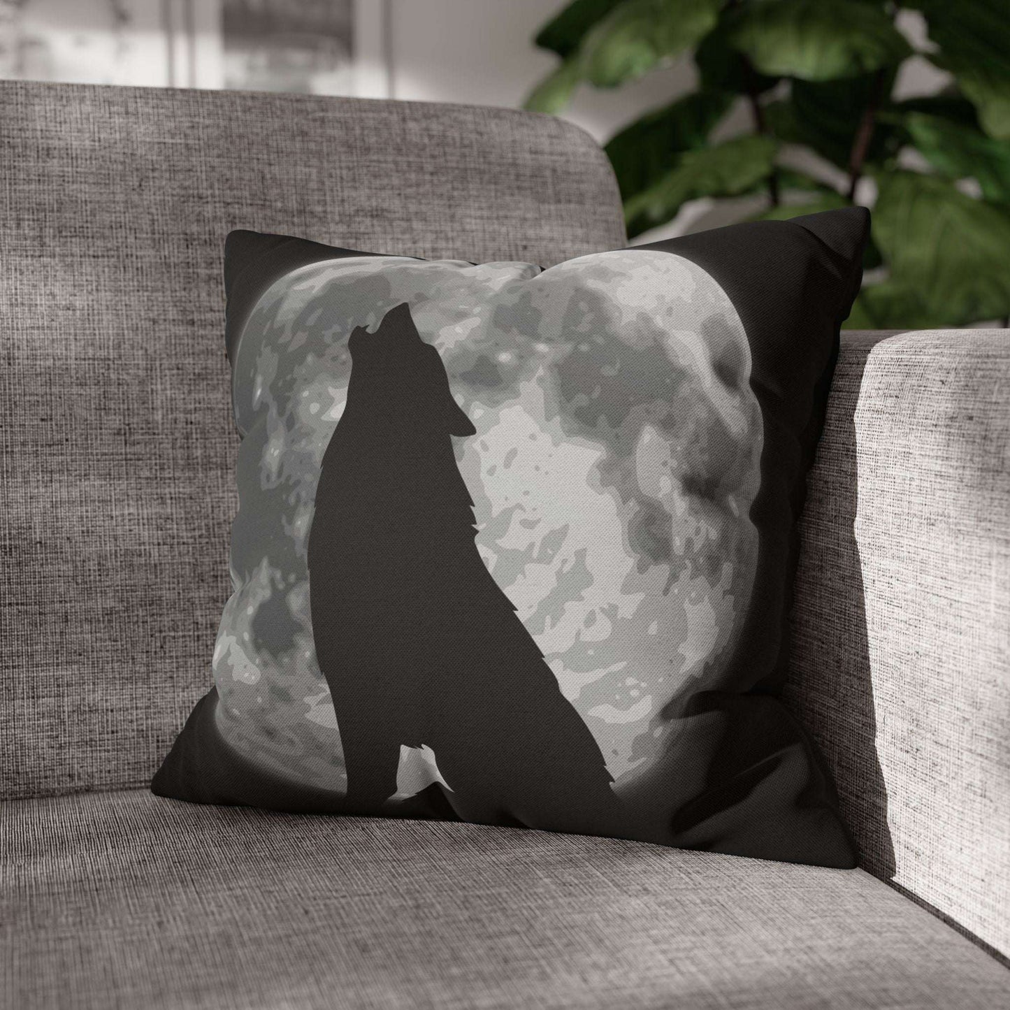 Wolf Howling at the Moon Pillow Case