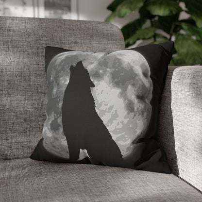 Wolf Howling at the Moon Pillow Case
